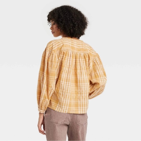 Universal Thread Women's Balloon Long Sleeve Popover Blouse Yellow Plaid Size XS - Picture 2 of 10